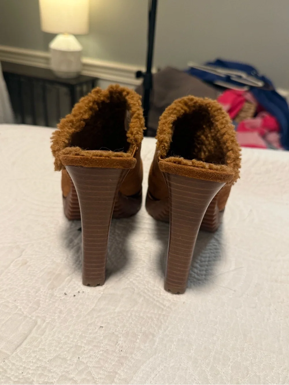 JLO Jennifer Lopez Faux Suede Fur Lined Mule Heels Platform Clogs Brown Size 7.5